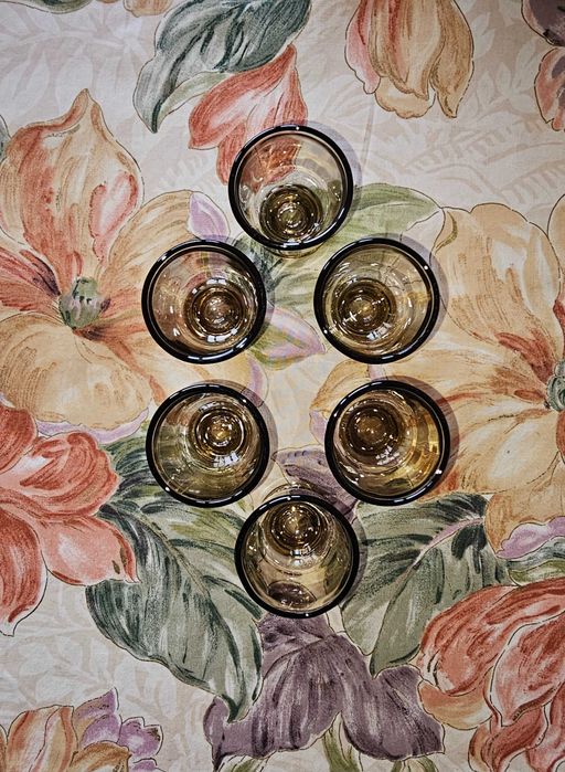 6 красиви ретро стъклени чаши за яйца марка Франция