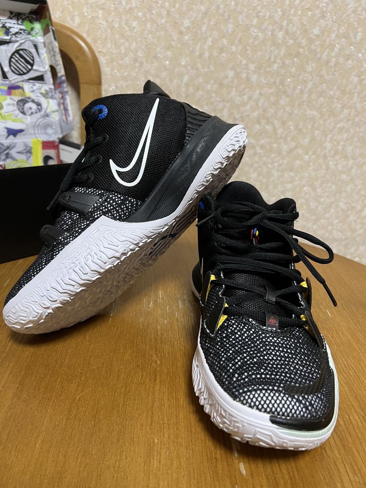 Баскетбольные кроссовки Kyrie 7 (Kyrie VII)