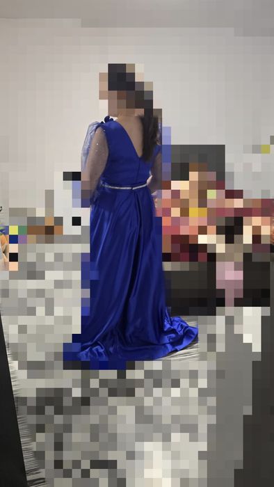 Vând rochie ocazie noua