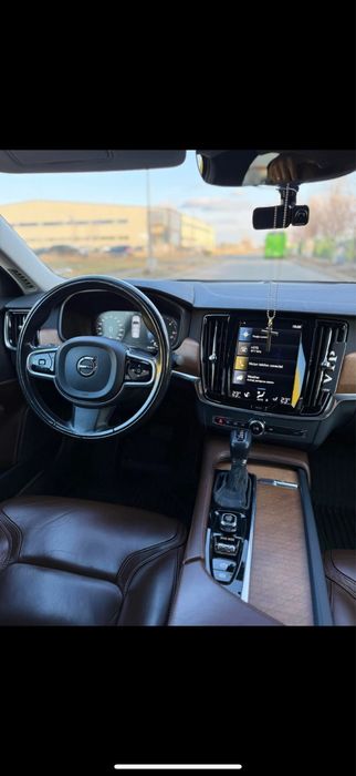 Volvo S90 D4 Geartronic inscription