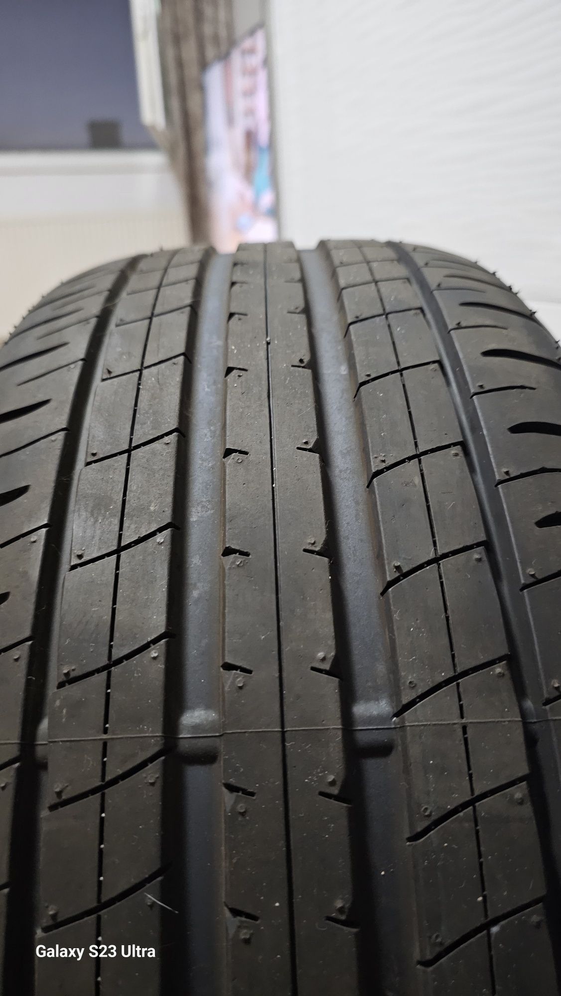Cauciucuri vară Dunlop 225/50/R18