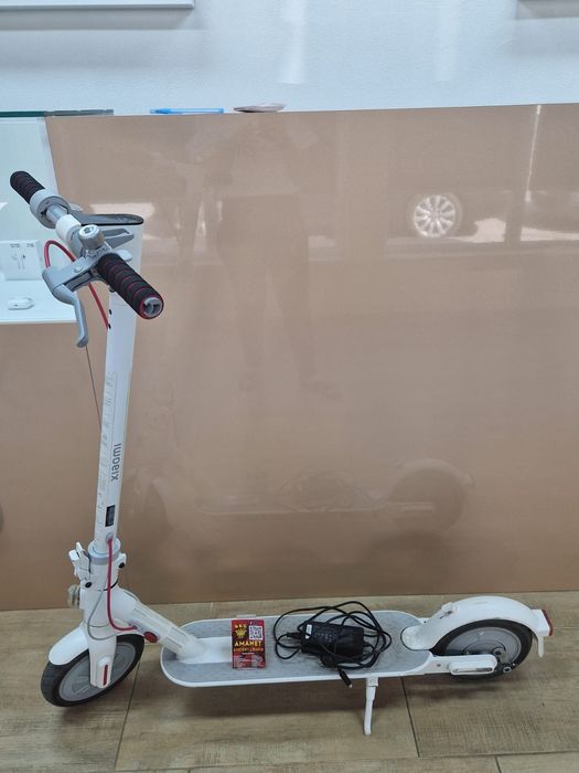 Xiaomi 3 Lite Amanet BKG