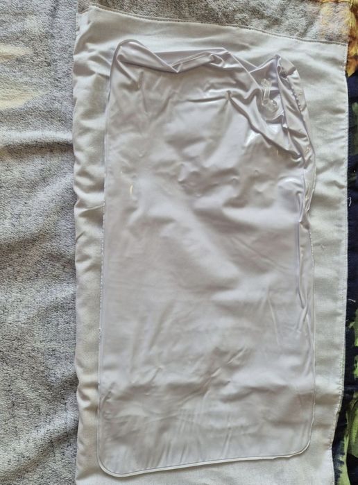 Prosop cu perna inclusa, de plaja/baie cu uscare rapida Avon