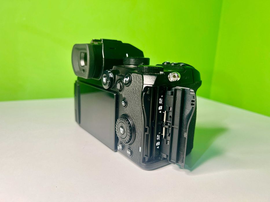 Body Panasonic S5 Mirrorless Full Frame 24.2MP