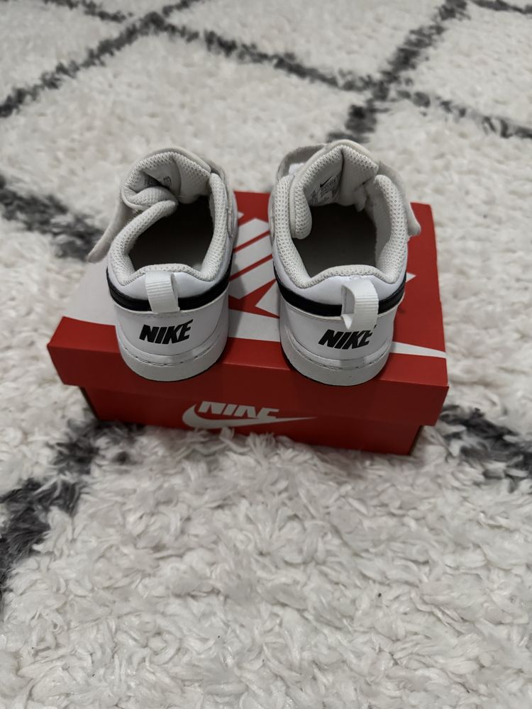 Детски маратонки Nike
