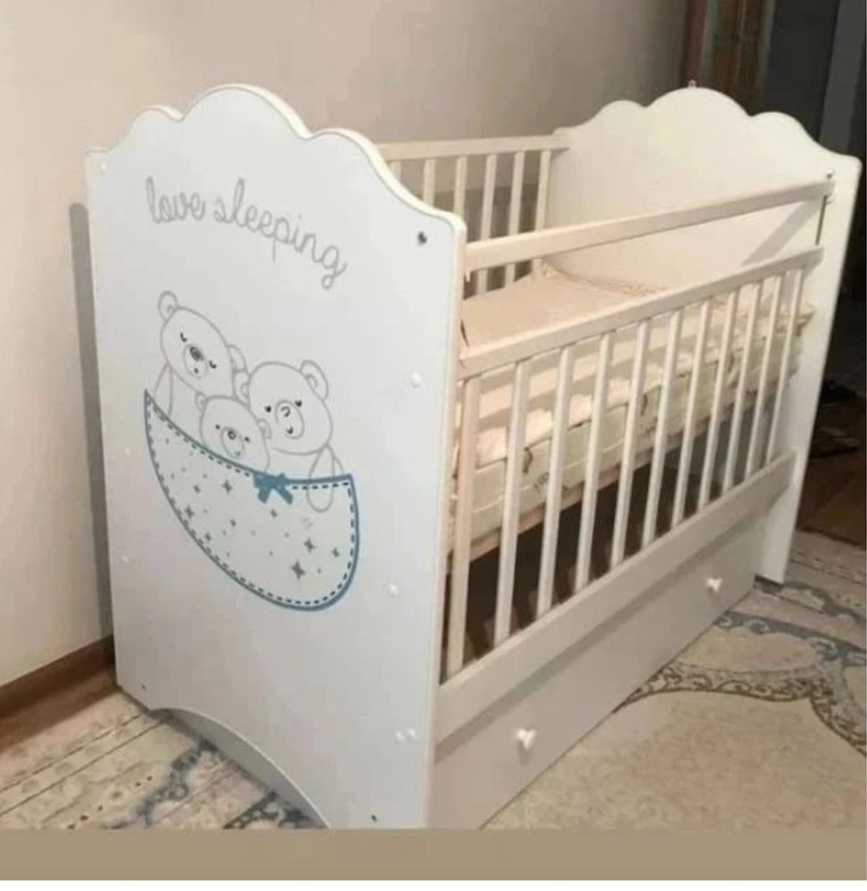 Кровать для новорожденных!
