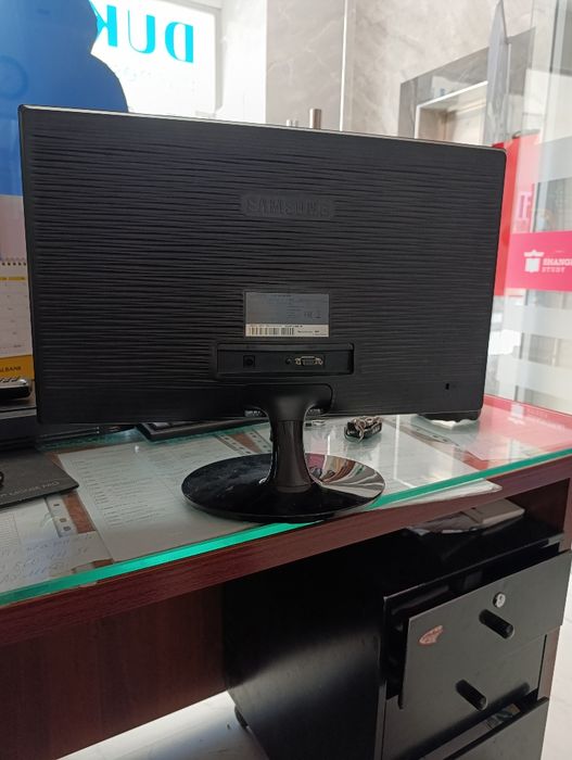 Продается Монитор