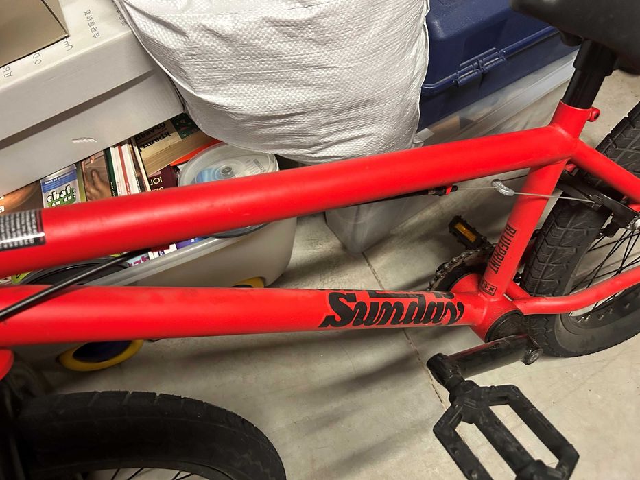 Колело BMX червено за града