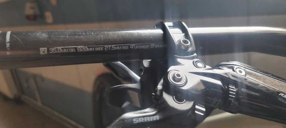 Ghidon carbon bontrager line pro 35 ,pedalier carbon truvativ