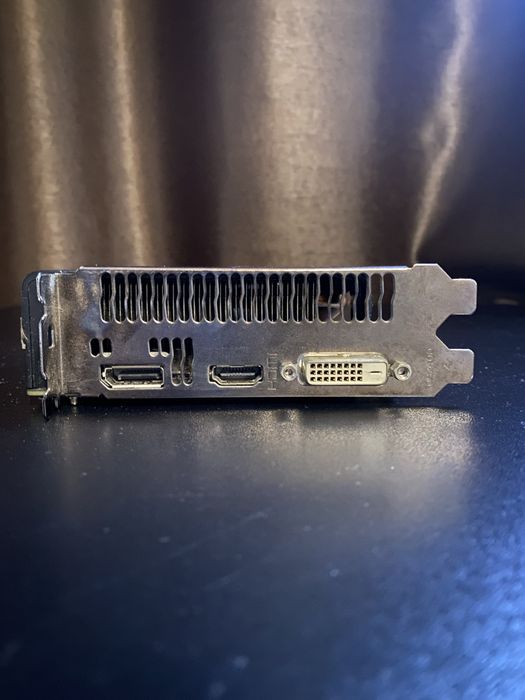 Placa video Saphire Pulserx 570 itx GDDR5
