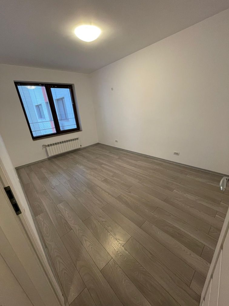AVIATIEI 2 camere nemobilat +loc parcare, 700m metrou 1.2 km Herastrau