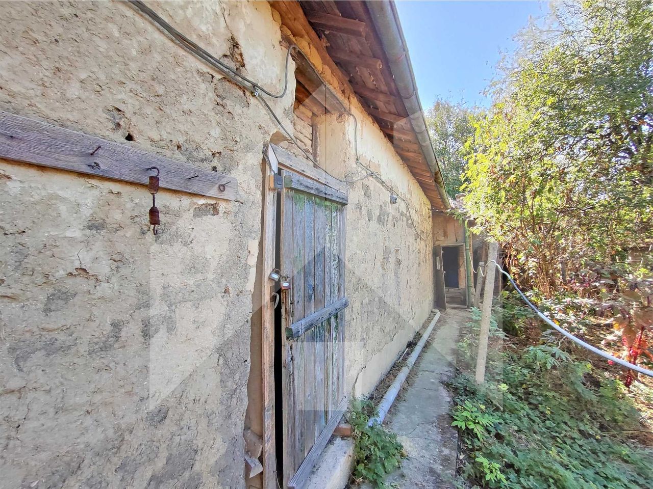 Продава се Къща в Плиска - 119 кв.м за 244 €/кв.м - Снимка #17
