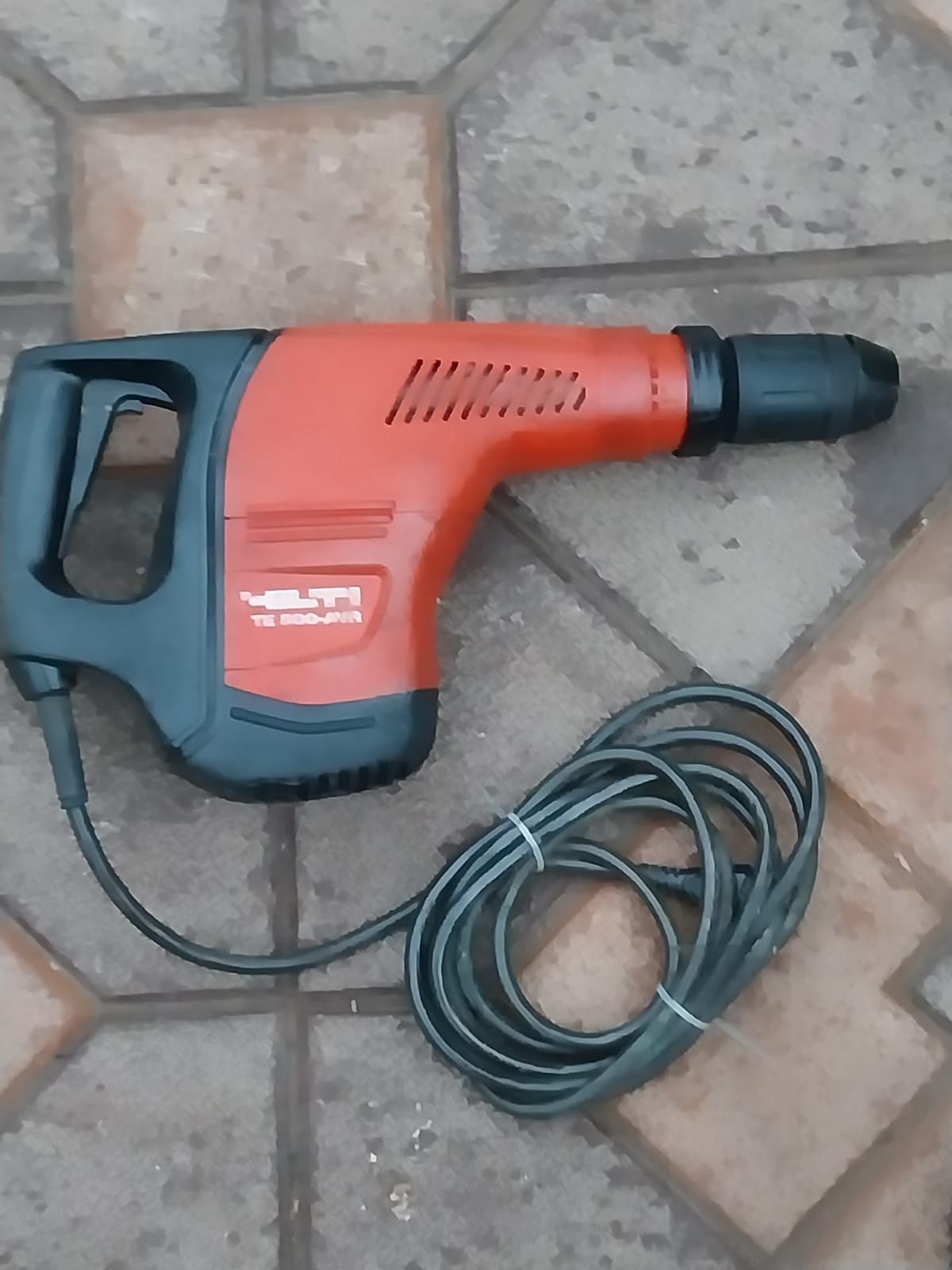 Demolator HILTI TE  500-AVR