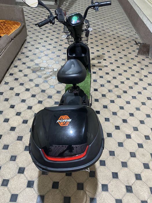 Tesla skuter 3oy garantiya