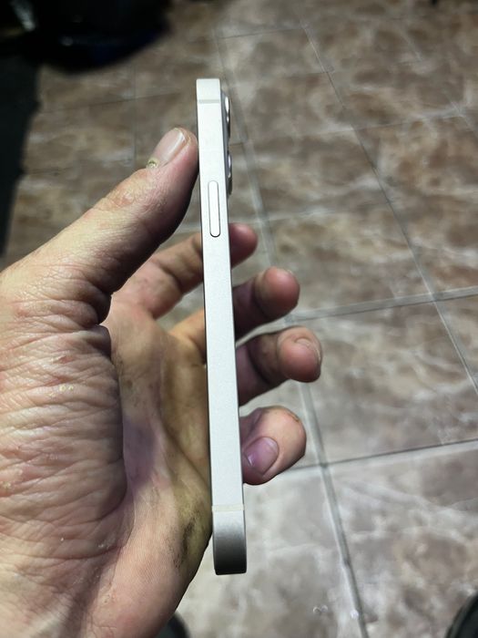 Iphone 13 na256 70%akum