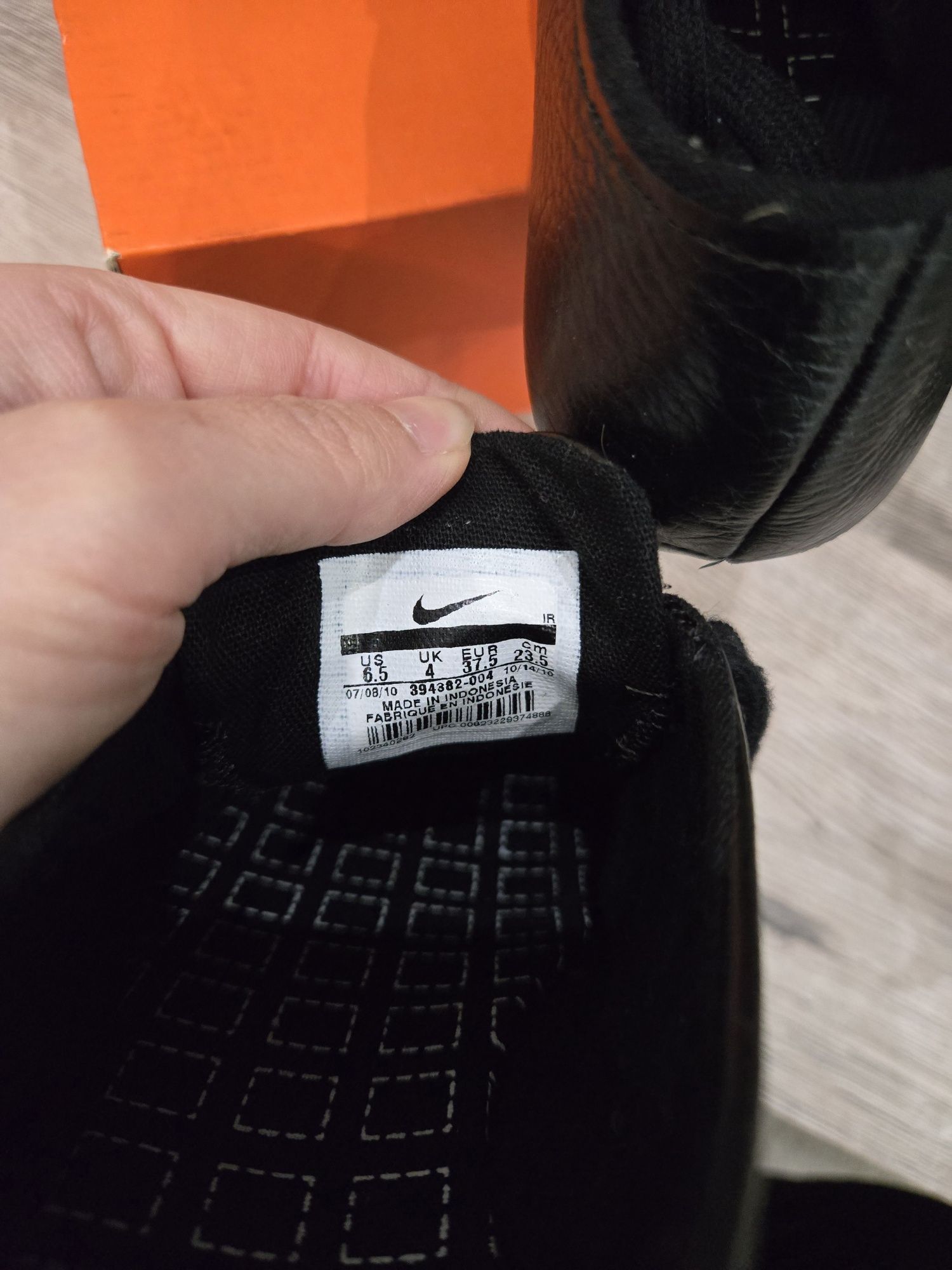 NIKE маратонки дамски