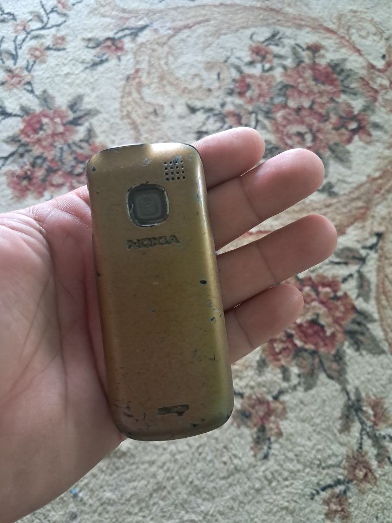 Продаётся нокиа с1