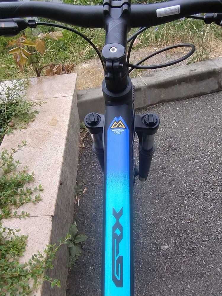 Cross GRX 8 2022