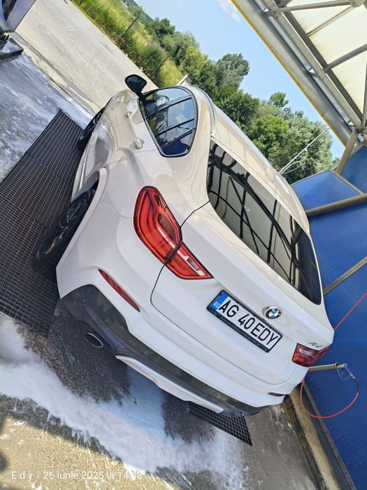 TESLA X 100 D LR și BMW X4 M