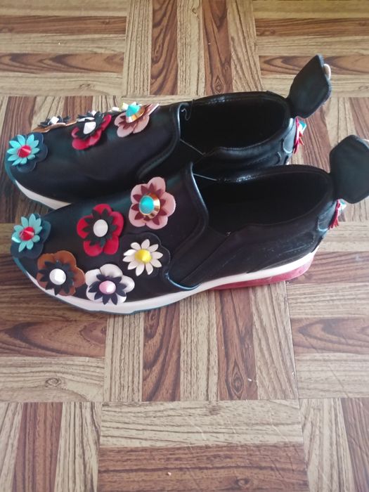 Adidasi cu foricele marimea 36 preț 38 lei