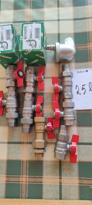 Robineți, coturi, nipluri