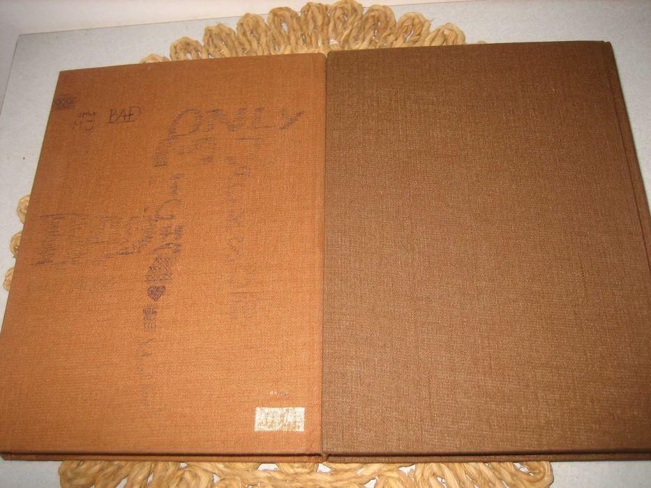 Английско-български речник - 2 тома !