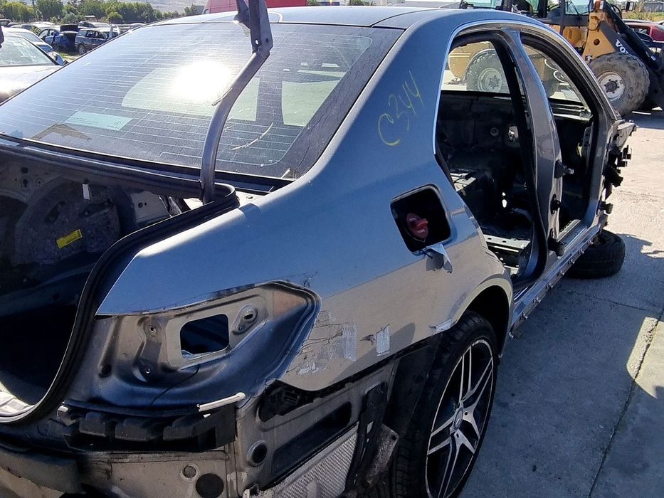 Aripa dreapta spate Mercedes Clasa E (W212) AMG [Fabr 2009-2016] 3.0 6