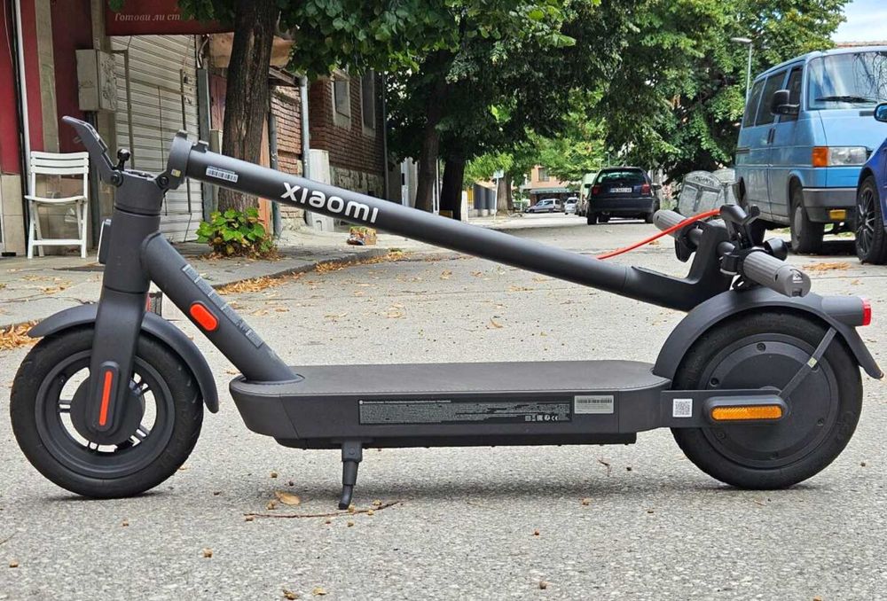 Електрическа тротинетка Xiaomi Electric Scooter 4 Pro Gen 2