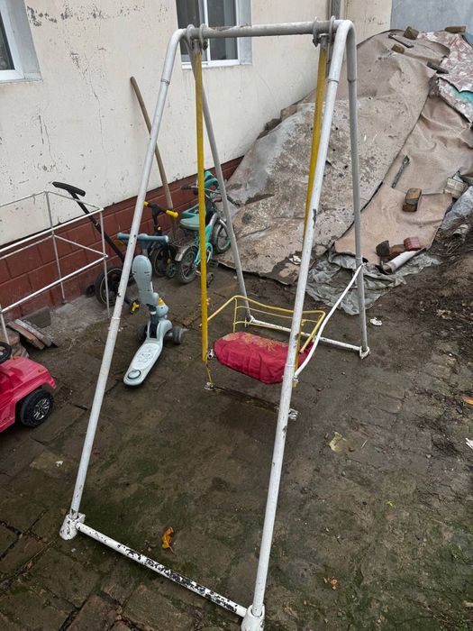 Продаются качели