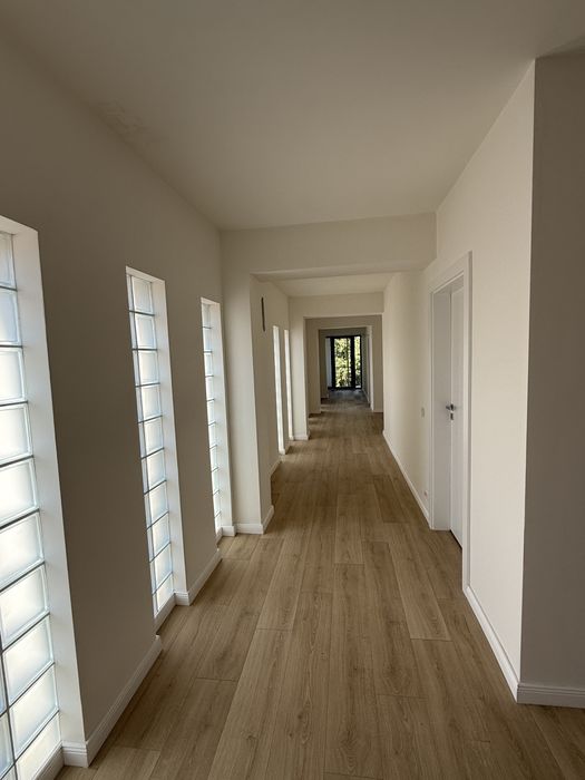 Cladire de vanzare 543 mp (casa + spatiu comercial) Bd Primaverii
