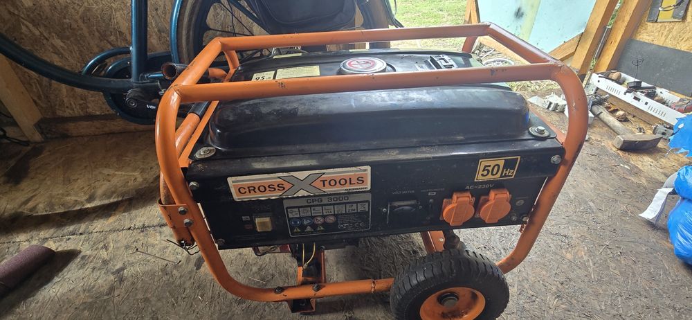 Generator de curent 220v