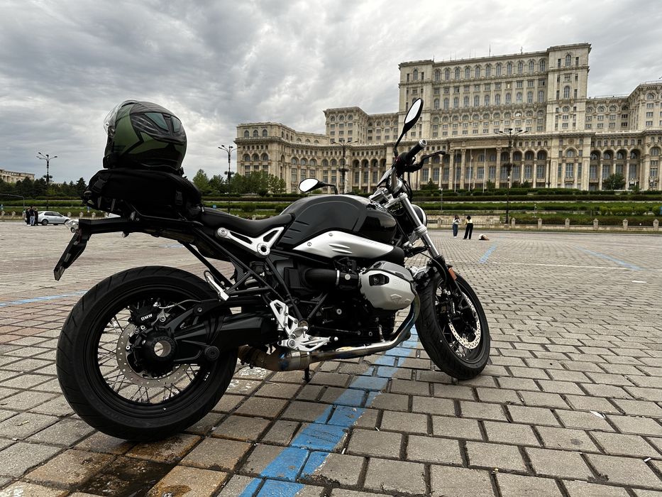 Vând/schimb BMW R nineT 2021