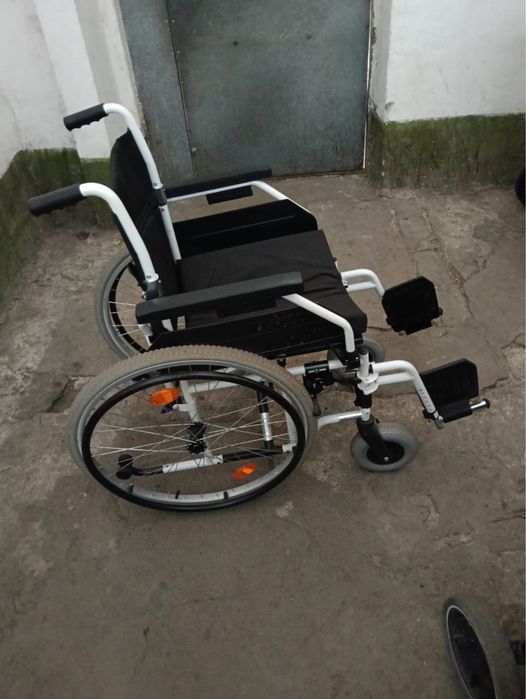 Продам Инвалидную коляску