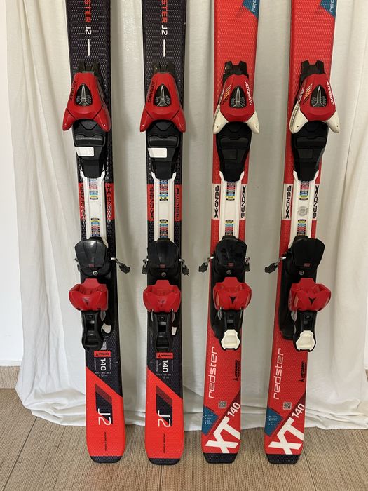 Schiuri schi 140 cm atomic redster xt