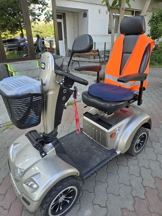 Vinde scuter Carpo 2 sport cu multe imbunatatiri pentru persoane cu di