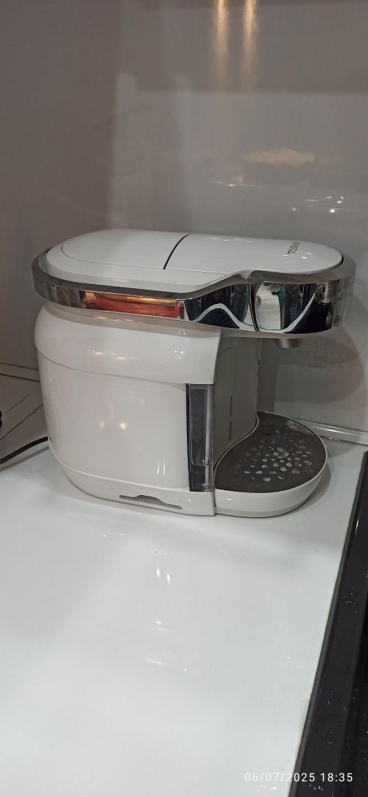 Кафе машина за капсули Bosch