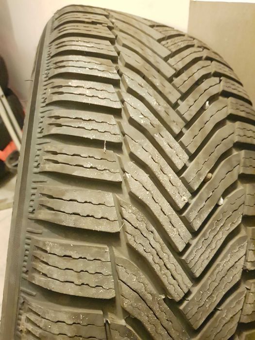 Anvelope de iarna 215 60 16 - Cauciucuri M+S - MICHELIN