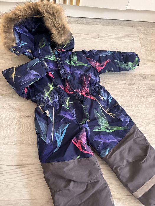 Продам детский зимний комбинезон бренда VirKrosh