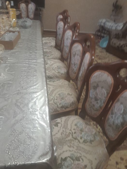 Диван-кресло ва Стол стуллар комплект сотилади