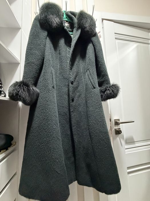 Женское шерстяное пальто