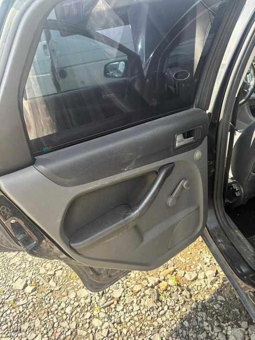 Vand Set Scaune Piele Ford Focus 2  cu incalzire