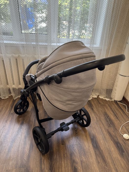 Коляска 2 в 1 Tutis Nanni