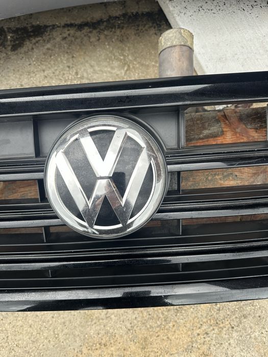 Vw Tiguan mk2 R-line Предна решетка (маска) ОЕМ