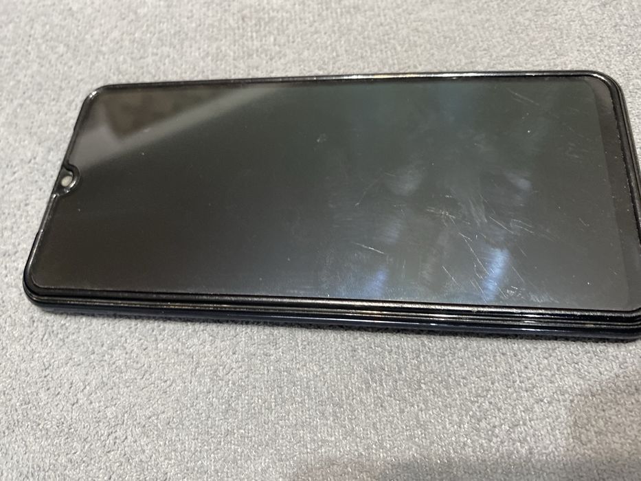 Телефон самсунг Galaxy A50