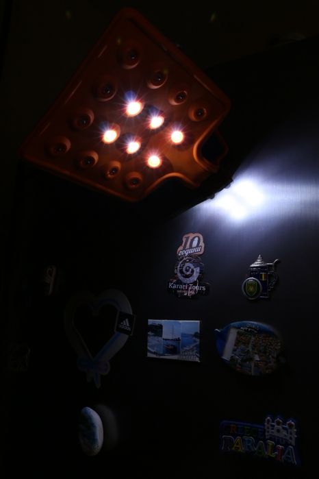 гъвкава работна Led лампа с магнити, 16 светод., 3 степени, Германия