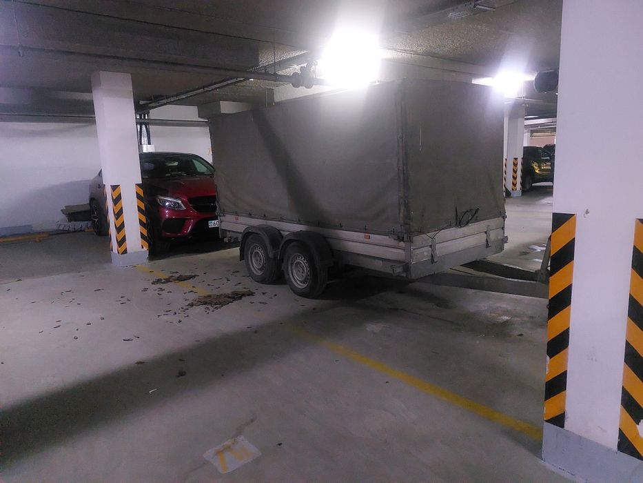 Сдаётся подземный паркинг