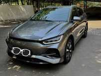 Сотилади Бу'либ Бериш шарти билан Byd e2 luxury Новый.