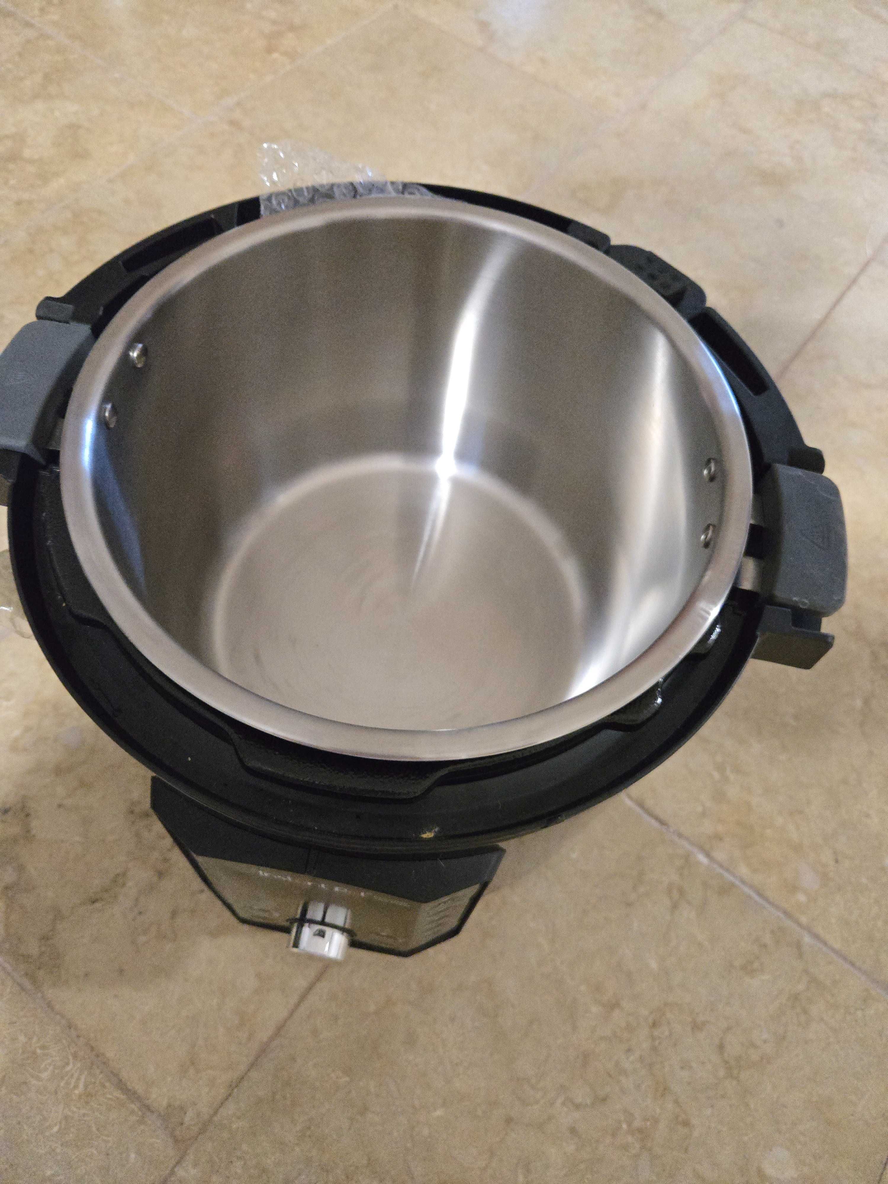 Oala Instant Pot Noua