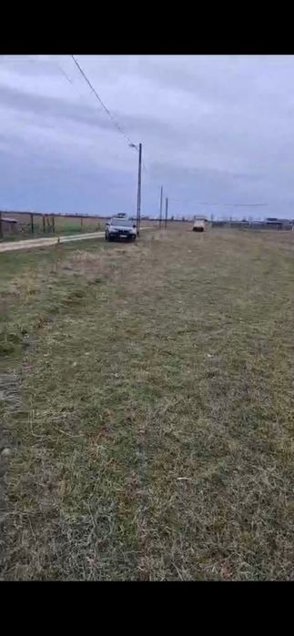 Vând teren intravilan