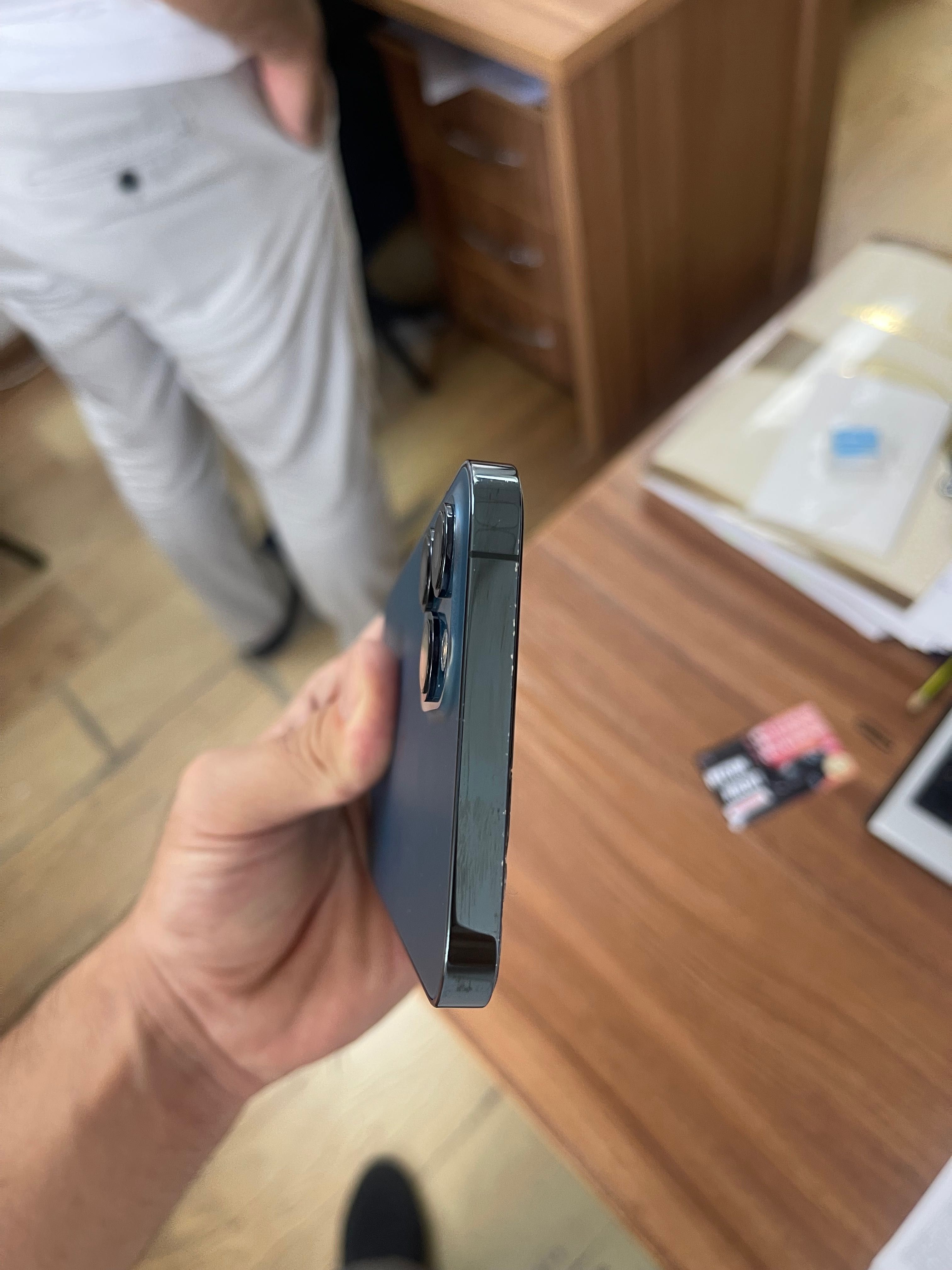 iPhone 12 Pro max 256gb blue